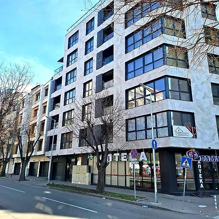 Апартаменты Deluxe Apartment-center Варна